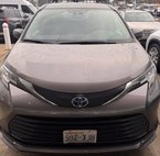 2022 Toyota Sienna LE 8-Passenger