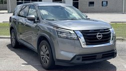 2022 Nissan Pathfinder S
