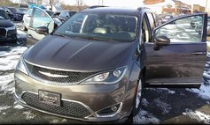2017 Chrysler Pacifica Touring Plus