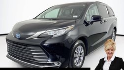 2023 Toyota Sienna XLE