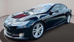 2015 Tesla Model S 90D