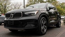 2025 Volvo XC40 B5 Core Bright Theme