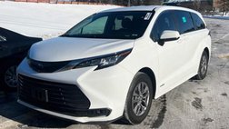 2021 Toyota Sienna LE 8-Passenger
