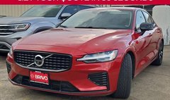 2022 Volvo S60 Recharge T8 R-Design Expression