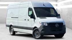 2025 Mercedes-Benz eSprinter 2500