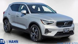 2023 Volvo XC40 B5 Plus Bright Theme