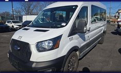 2022 Ford Transit 350 Wagon Med. Roof XL w/Sliding Pass. 148-in. WB