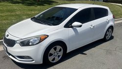 2016 Kia Forte5 LX