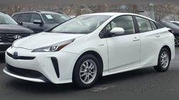 2022 Toyota Prius LE