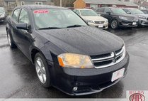 2011 Dodge Avenger Lux