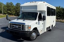 2015 Ford E-Series E-350 SD