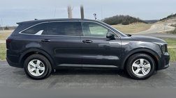 2025 Kia Sorento LX