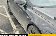 2022 Tesla Model S Base