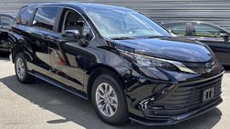 2024 Toyota Sienna LE 8-Passenger