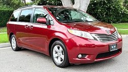 2017 Toyota Sienna XLE