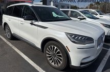 2023 Lincoln Aviator Standard