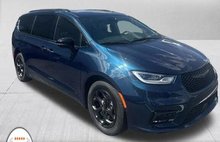 2025 Chrysler Pacifica Hybrid Select