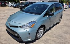 2017 Toyota Prius v Five
