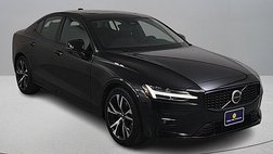 2024 Volvo S60 B5 Core Dark Theme