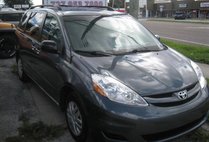 2008 Toyota Sienna LE 8-Passenger
