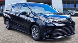 2023 Toyota Sienna XLE