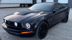 2005 Ford Mustang GT Deluxe