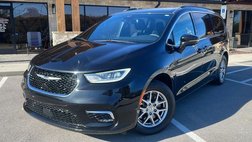 2022 Chrysler Pacifica Touring