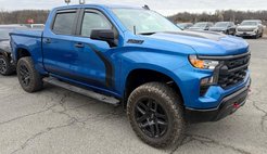 2022 Chevrolet Silverado 1500 Custom Trail Boss