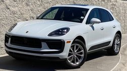 2025 Porsche Macan T