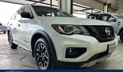 2020 Nissan Pathfinder SV