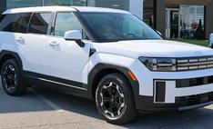 2026 Hyundai Santa Fe SE