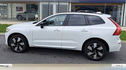 2025 Volvo XC60 T8 Ultra Dark Theme