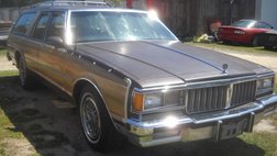 1988 Pontiac Safari Base