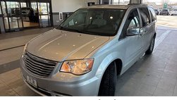 2012 Chrysler Town and Country Touring-L