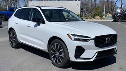 2023 Volvo XC60 B5 Ultimate Dark Theme