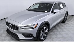 2025 Volvo V60 Cross Country B5 Plus