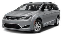 2017 Chrysler Pacifica Touring Plus