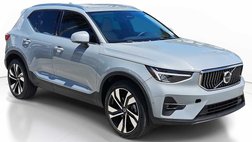 2024 Volvo XC40 B5 Plus Bright Theme