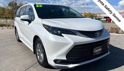 2025 Toyota Sienna XLE 7-Passenger