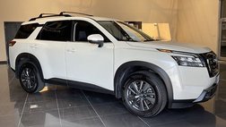 2023 Nissan Pathfinder SV