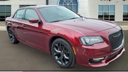 2023 Chrysler 300 Touring L