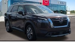 2022 Nissan Pathfinder SL