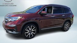 2020 Honda Pilot Touring w/Rear Captain's Chairs