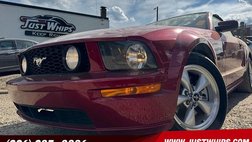 2005 Ford Mustang GT Deluxe