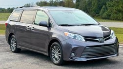 2020 Toyota Sienna XLE