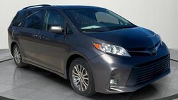 2020 Toyota Sienna XLE