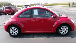 2010 Volkswagen New Beetle 