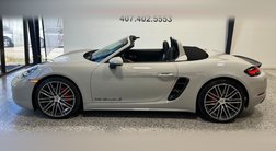 2022 Porsche 718 Boxster S