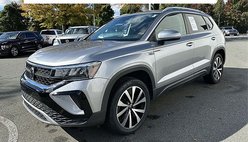 2022 Volkswagen Taos SE 4Motion