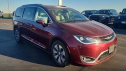 2017 Chrysler Pacifica Hybrid Platinum